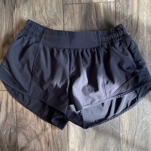 black lululemon size 6 regular